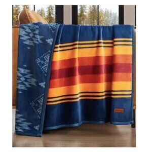 Pendleton Home Reversible Plush Throw Grand Canyon